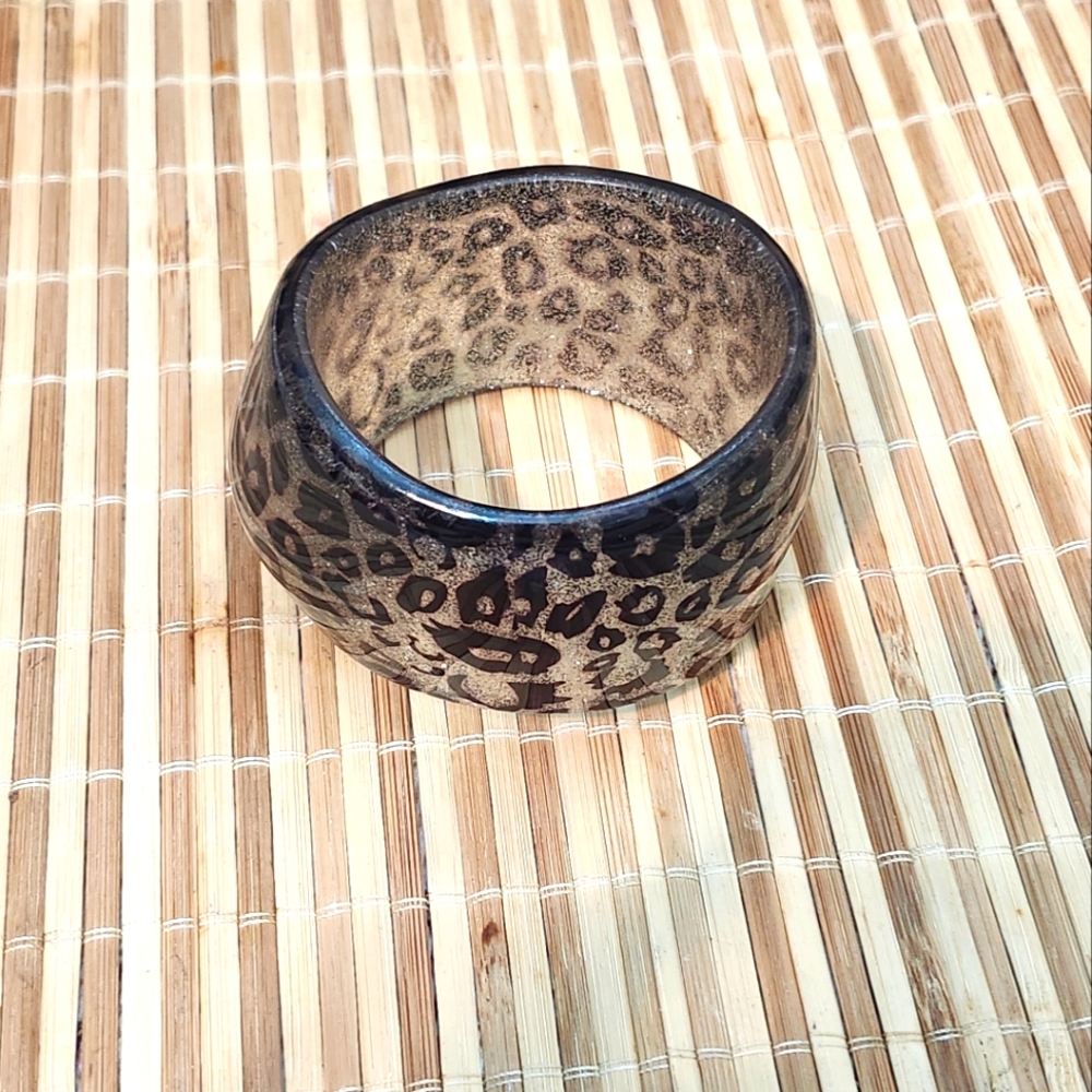 Vintage Sparkly Leopard Print Bangle Bracelet